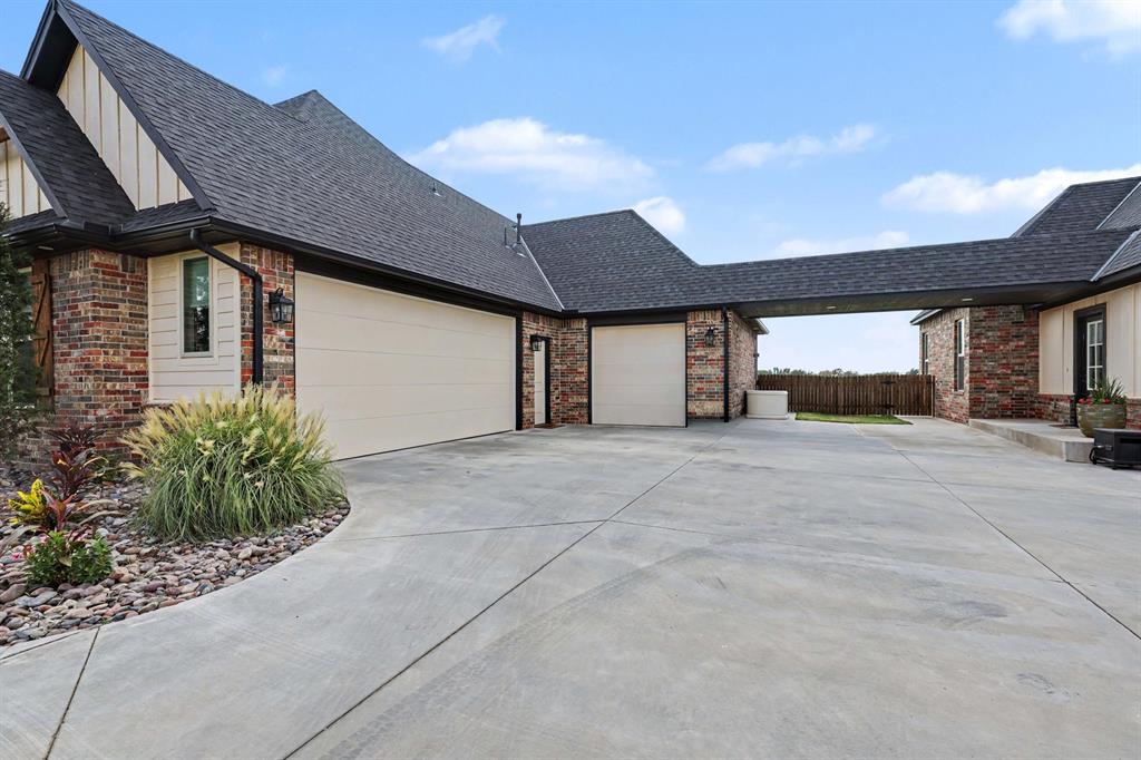 825 S Cimarron Road Property Photo 29