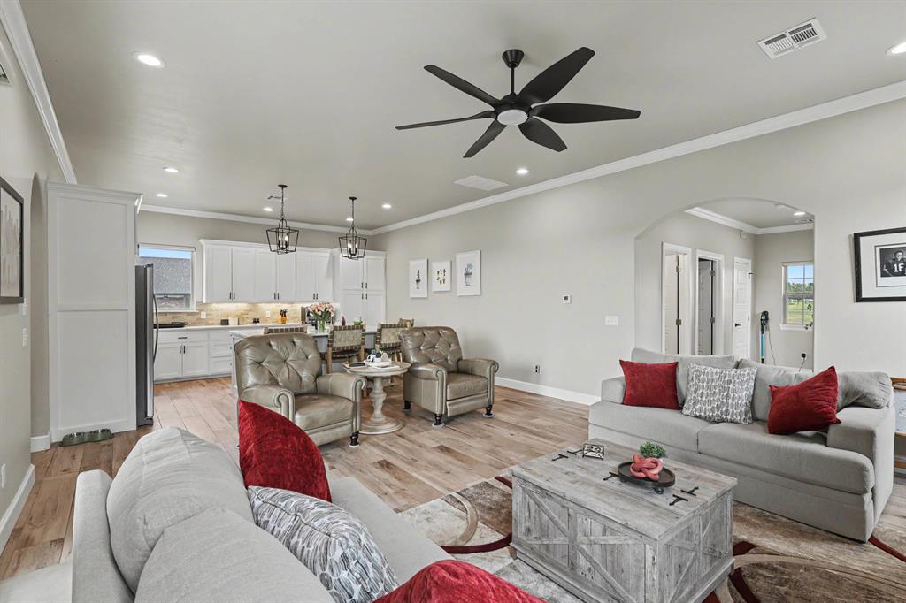 825 S Cimarron Road Property Photo 32