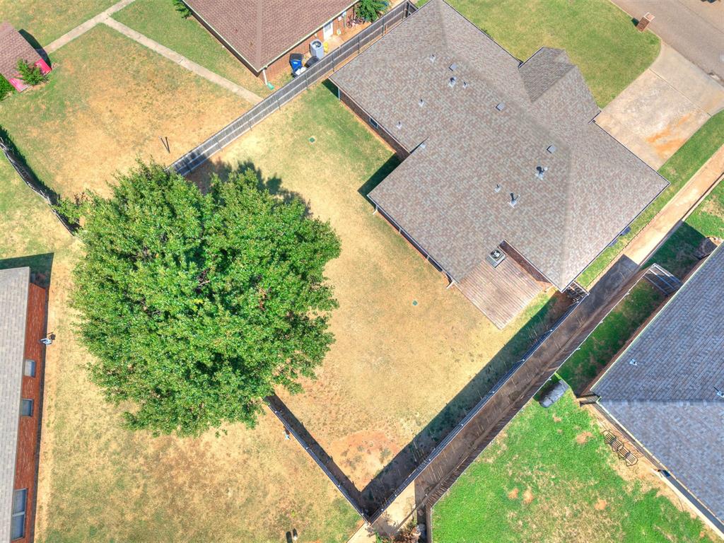 121 Meadows Lane Property Photo 19