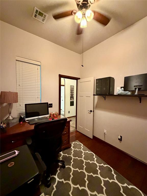 16809 Prado Drive Property Photo 5
