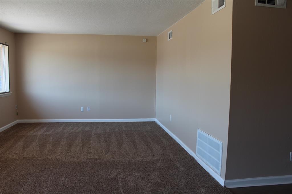 9909 Harmony Drive Property Photo 5