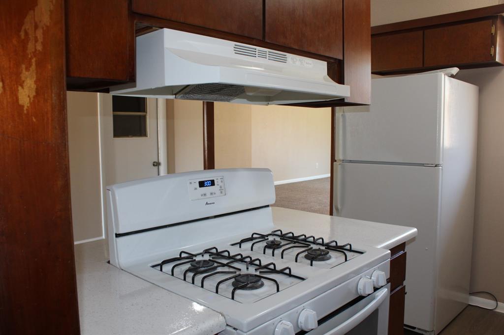 9909 Harmony Drive Property Photo 11
