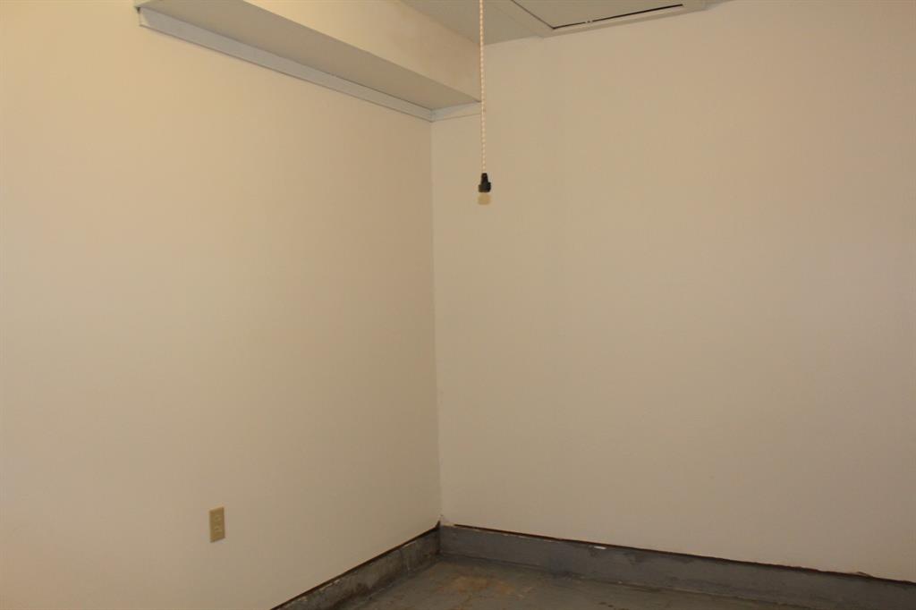9909 Harmony Drive Property Photo 26