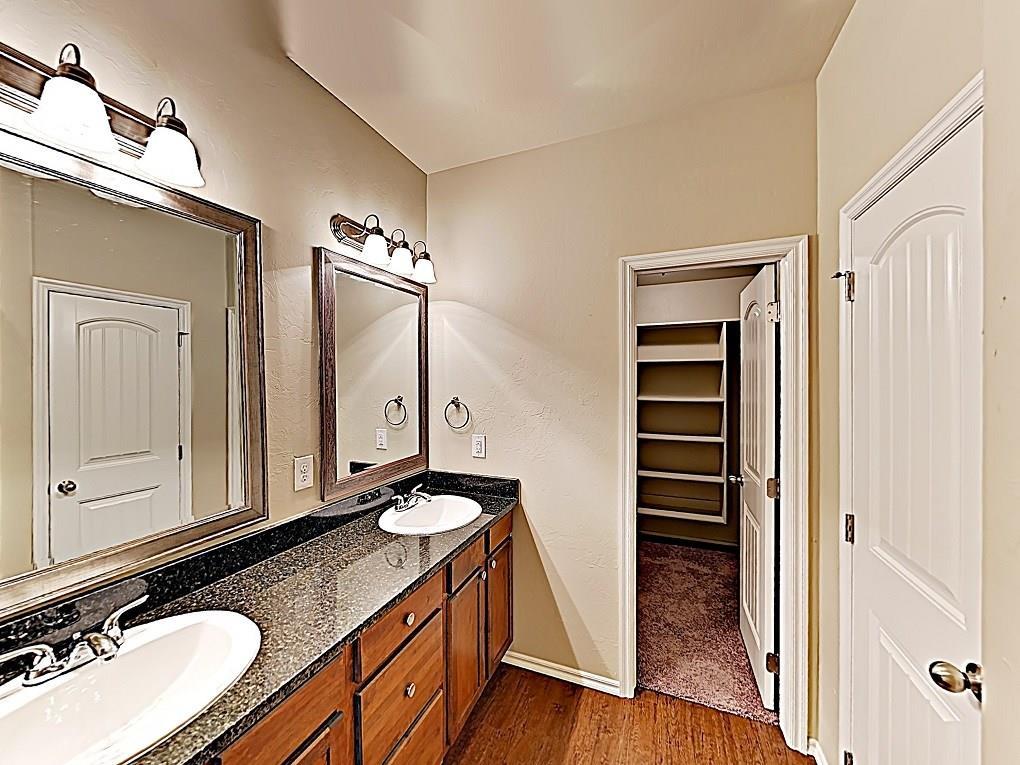4704 River Mesa Drive Property Photo 8