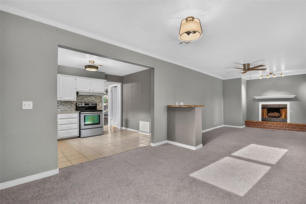 2932 Nw 67th Street Property Photo 15