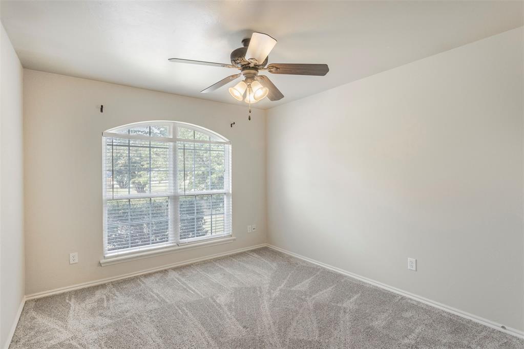 720 Hedgewood Drive Property Photo 10