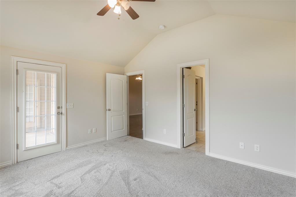 720 Hedgewood Drive Property Photo 21