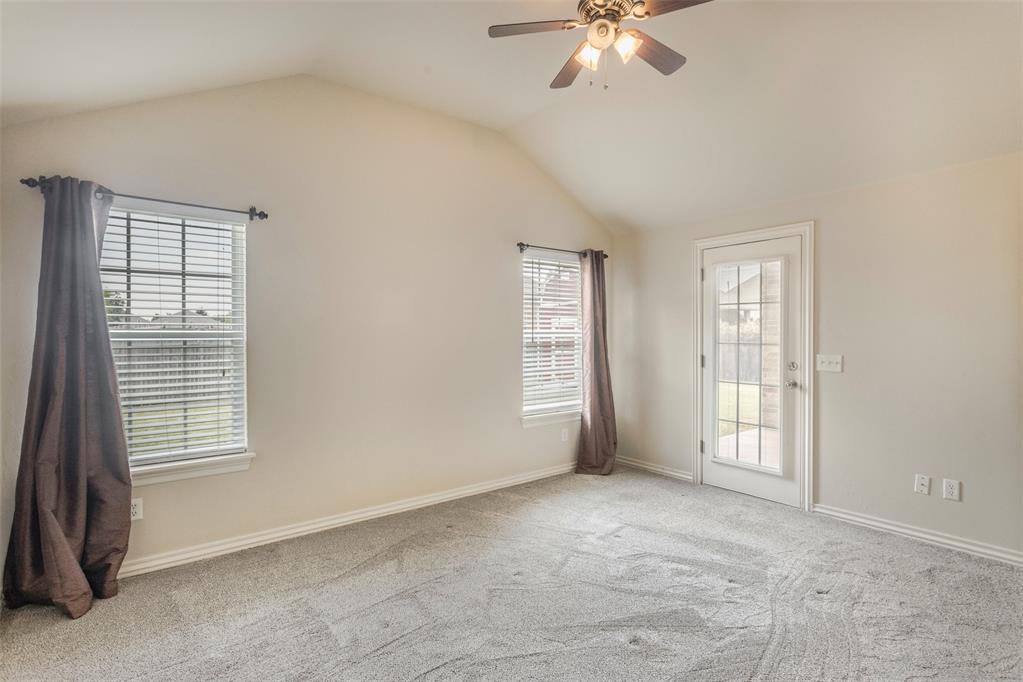 720 Hedgewood Drive Property Photo 25