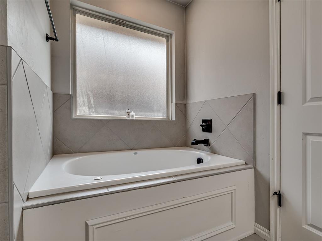 3108 Nw 184th Street Property Photo 21