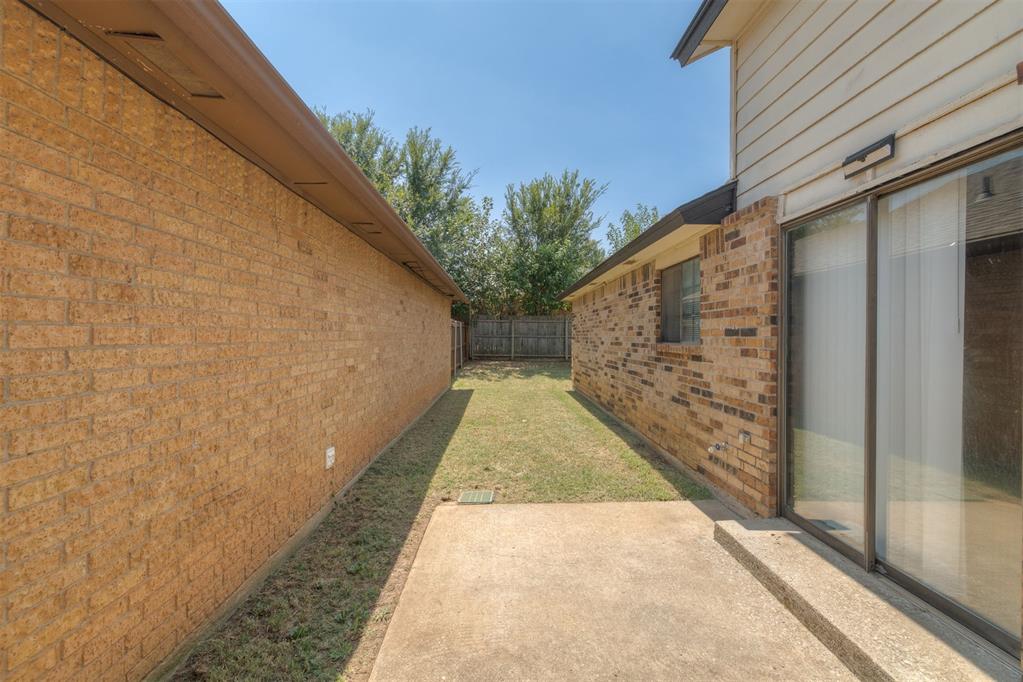 7740 Doris Drive Property Photo 5