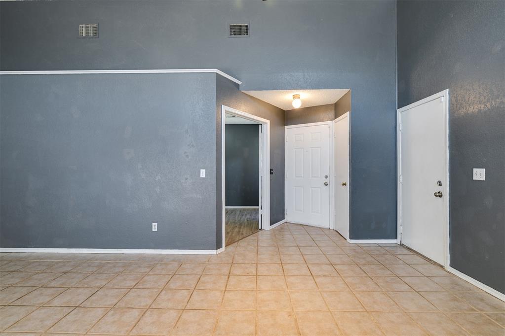 7740 Doris Drive Property Photo 12