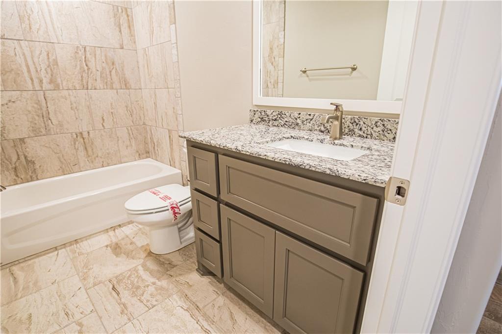 616 John Chisholm Way Property Photo 18