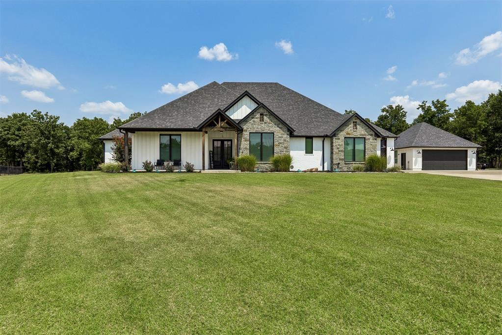906 Drake Drive Property Photo 1
