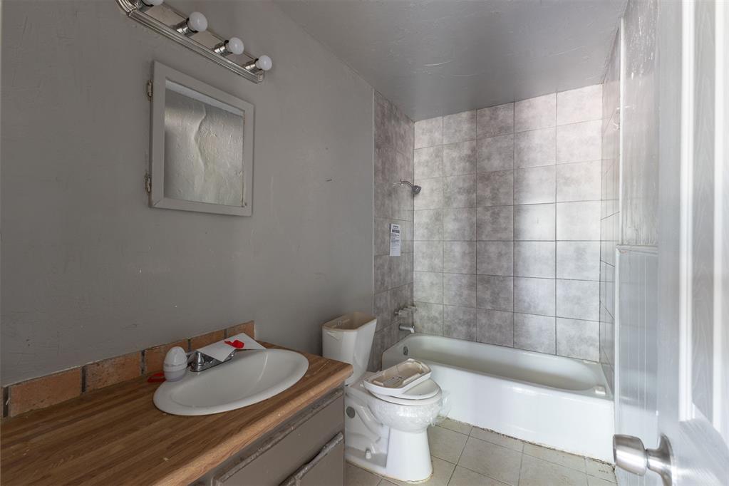 1500 Mcdonald Drive Property Photo 11