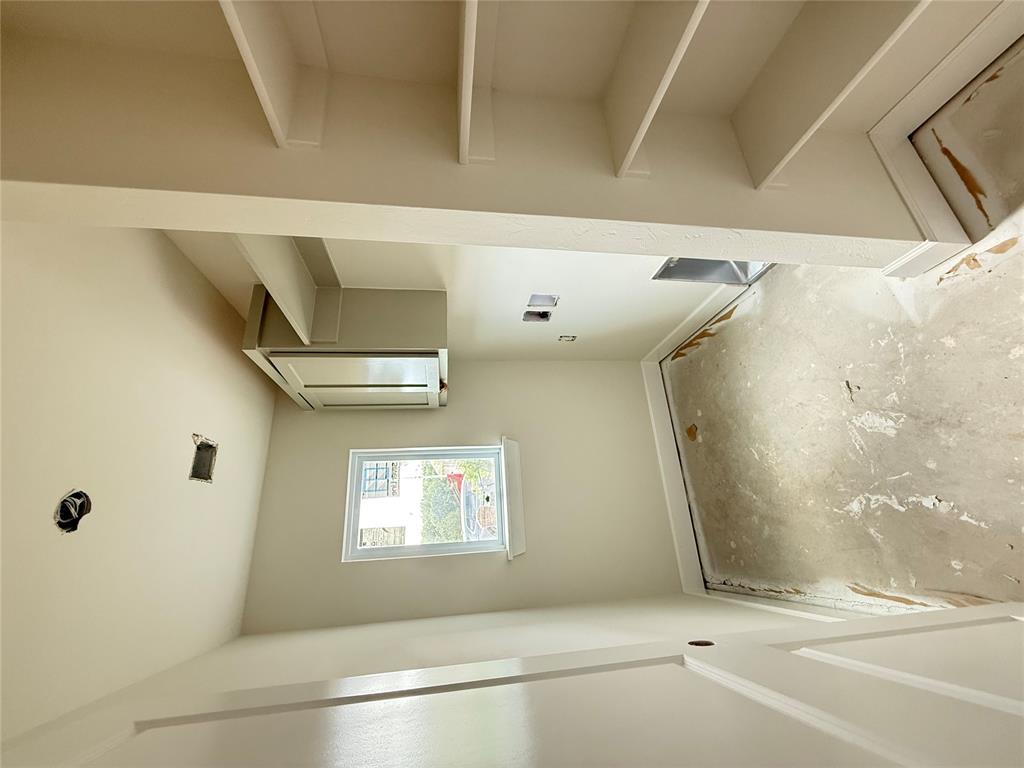 1320 Colonial Avenue Property Photo 10
