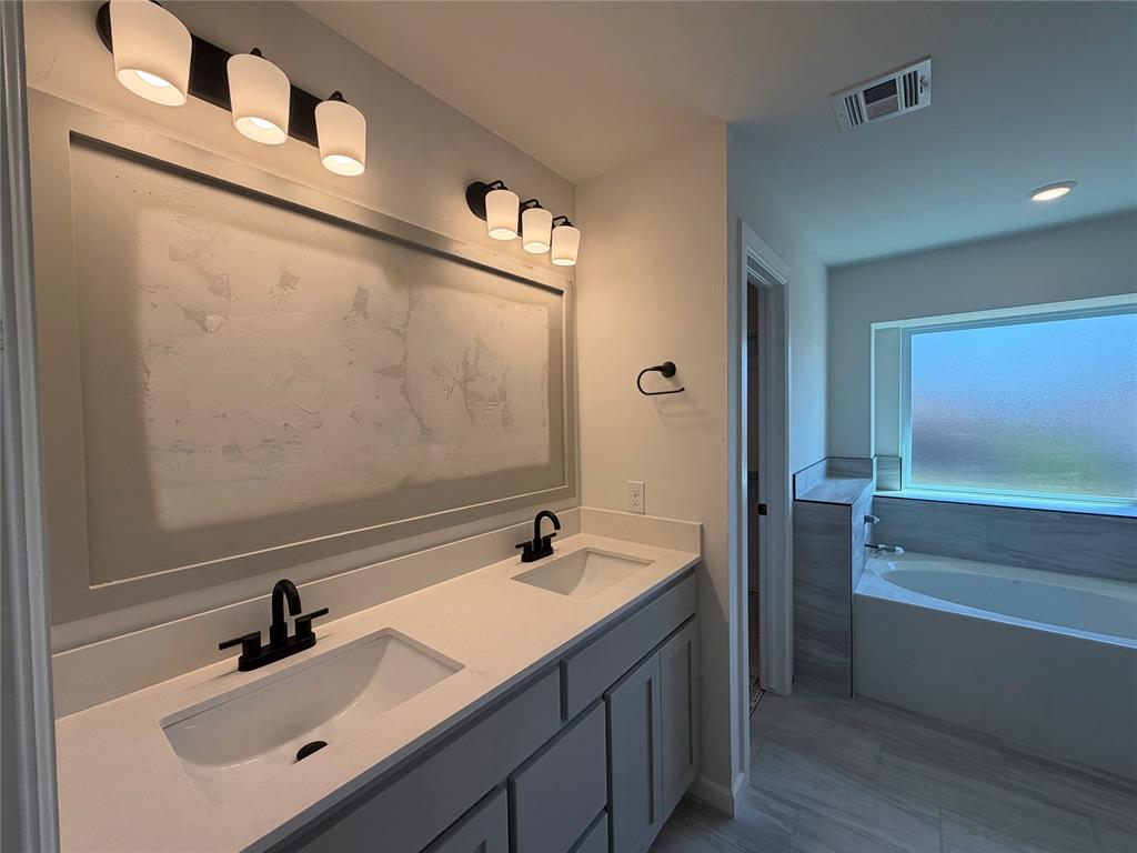 1204 Blackjack Creek Drive Property Photo 4