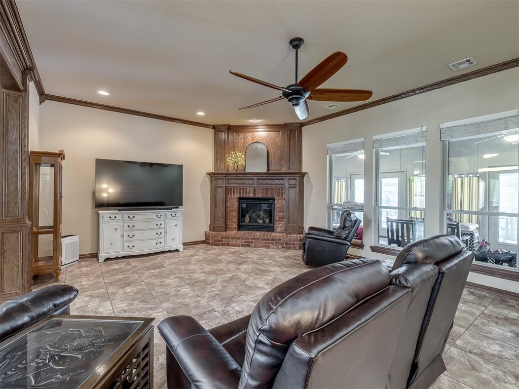 7701 Deer Meadow Drive Property Photo 7