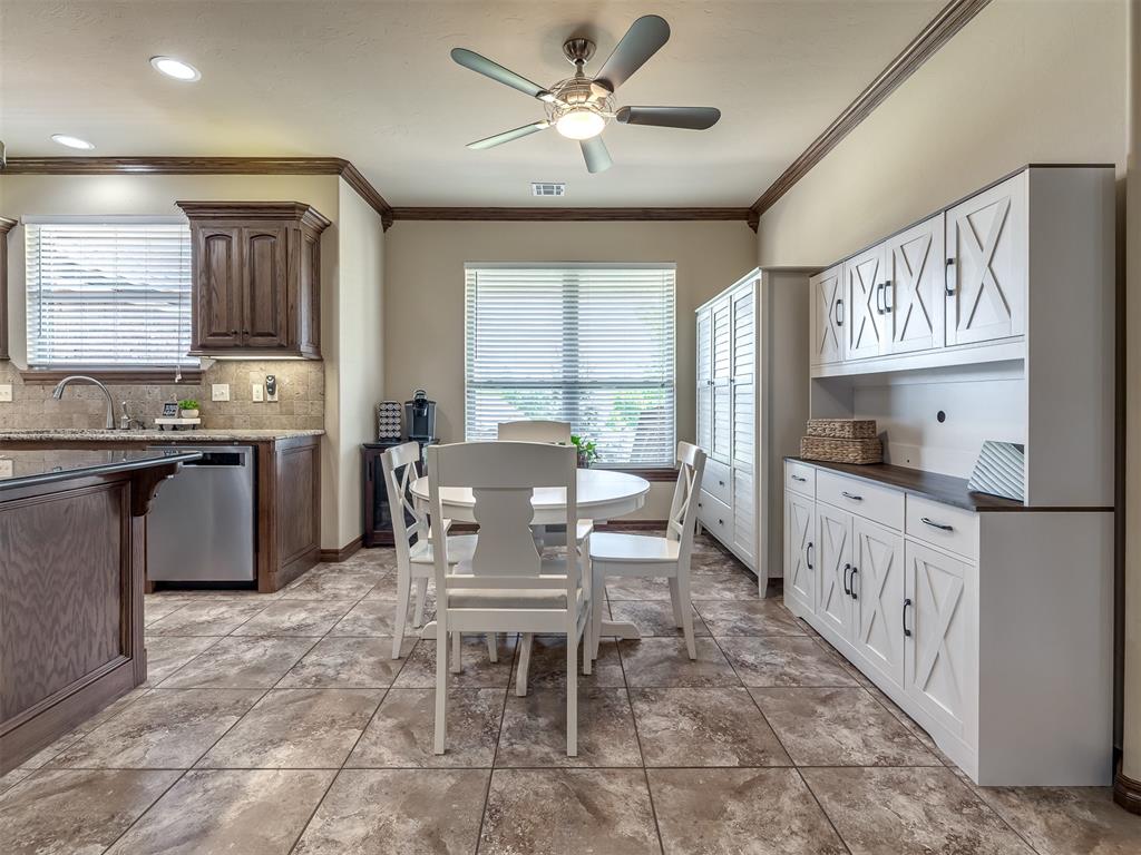 7701 Deer Meadow Drive Property Photo 13