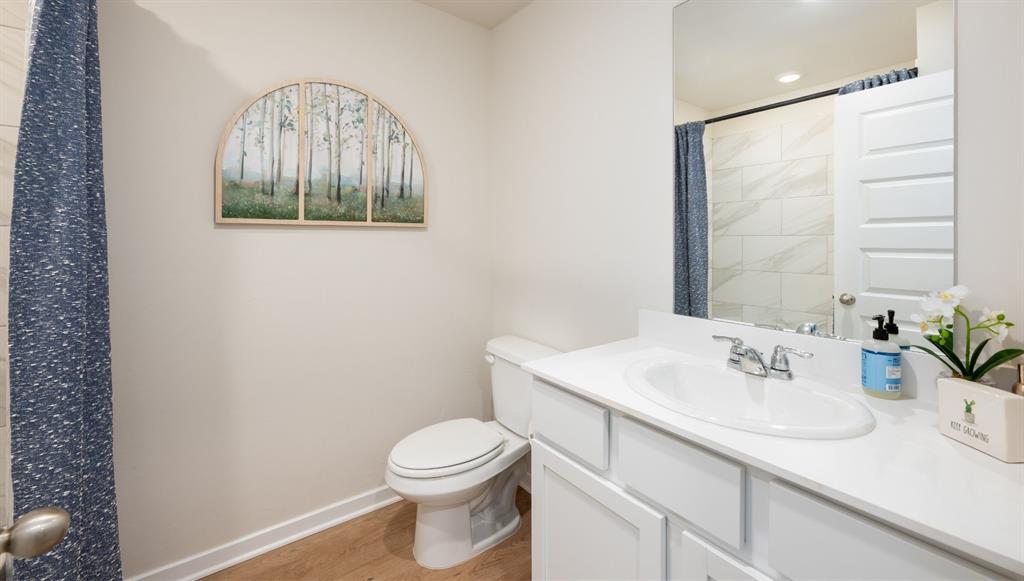 1572 Nw 8th Terrace Property Photo 9