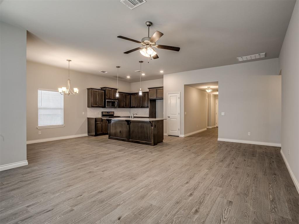 612 Blue Fish Court Property Photo 9