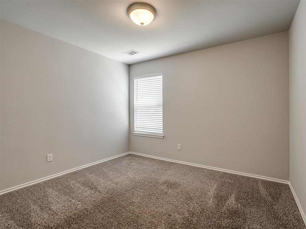 612 Blue Fish Court Property Photo 28