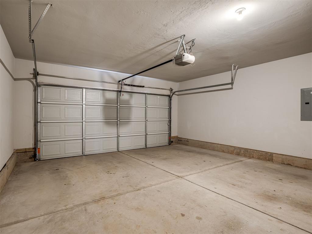 612 Blue Fish Court Property Photo 38