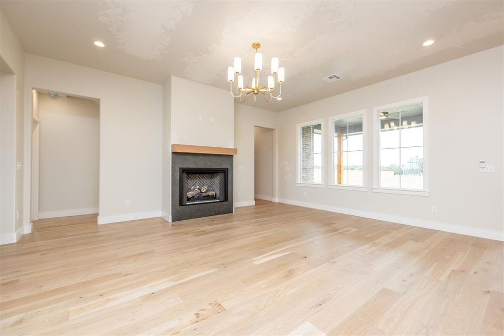 2920 Edgefield Lane Property Photo 6