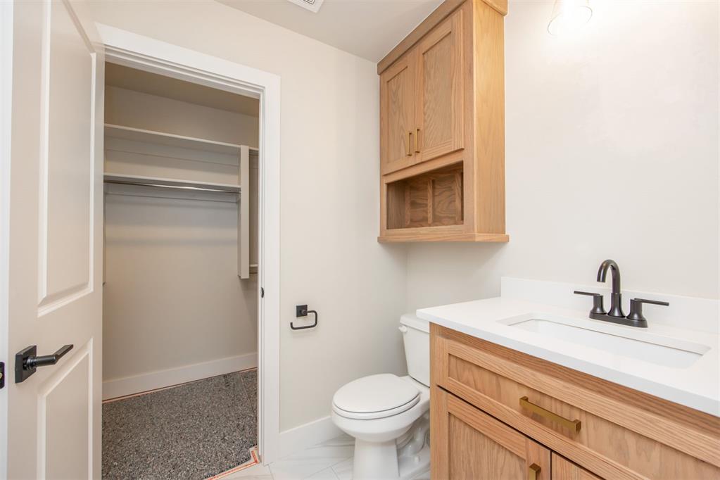 2920 Edgefield Lane Property Photo 40