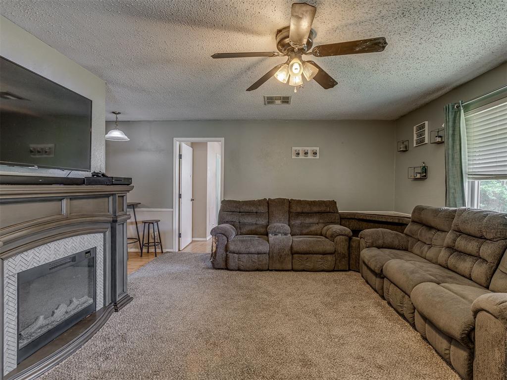 2 Clearpond Lane Property Photo 8