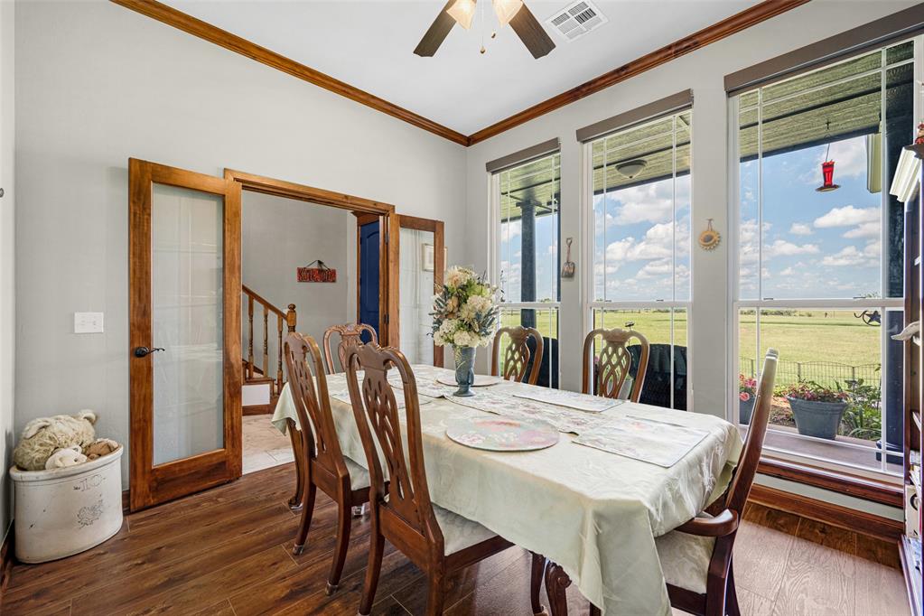 1243216 Property Photo 8