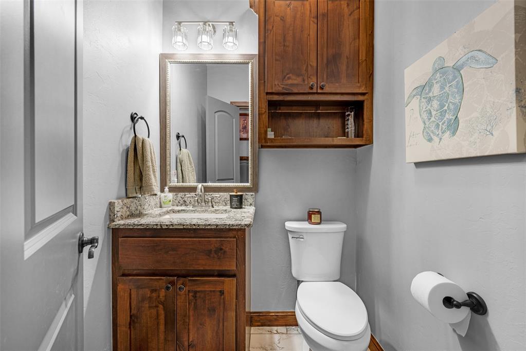 1243216 Property Photo 21