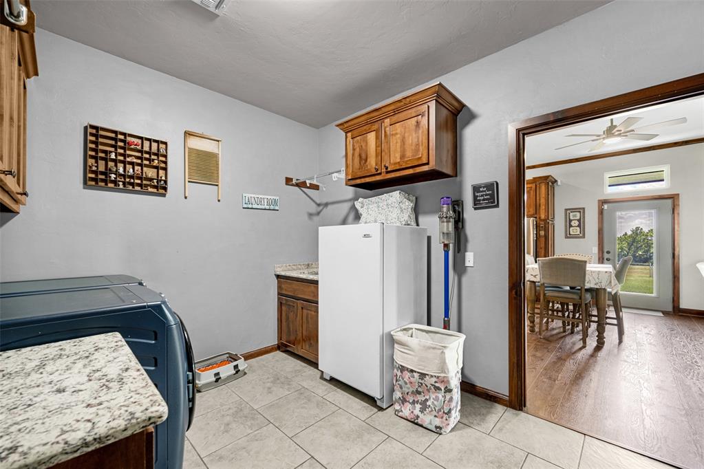 1243216 Property Photo 22
