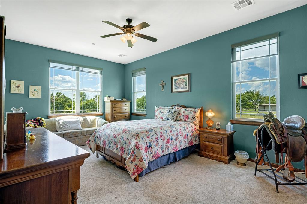 1243216 Property Photo 24