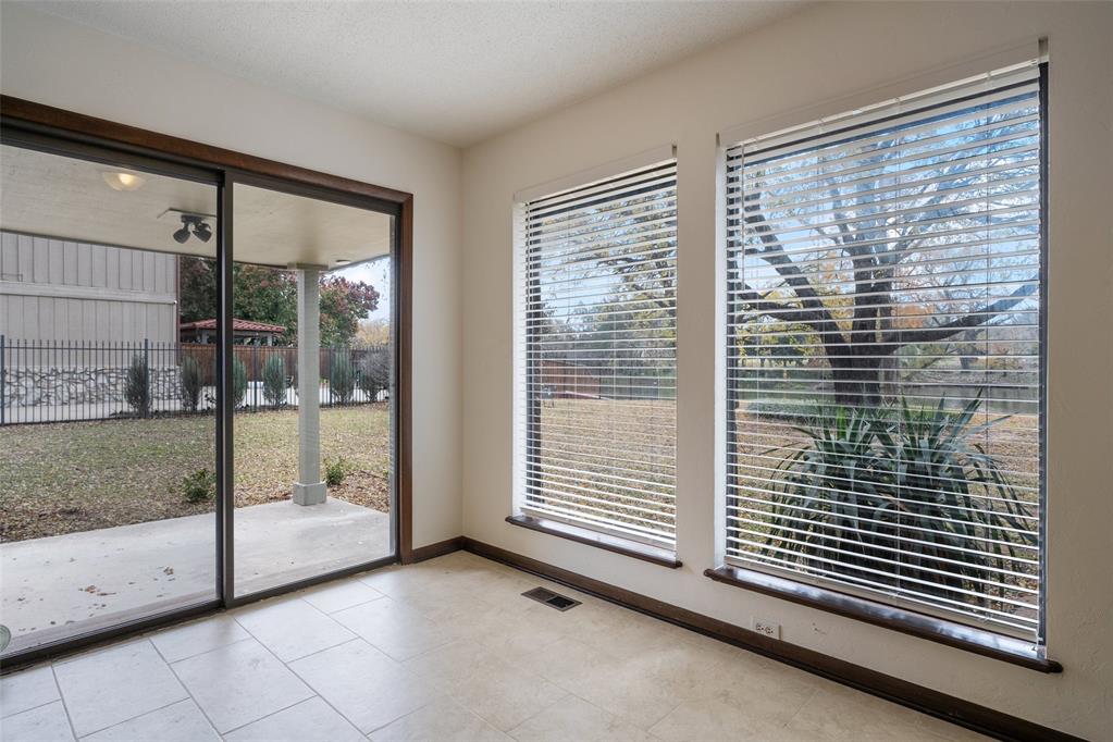 2940 Browne Stone Road Property Photo 23