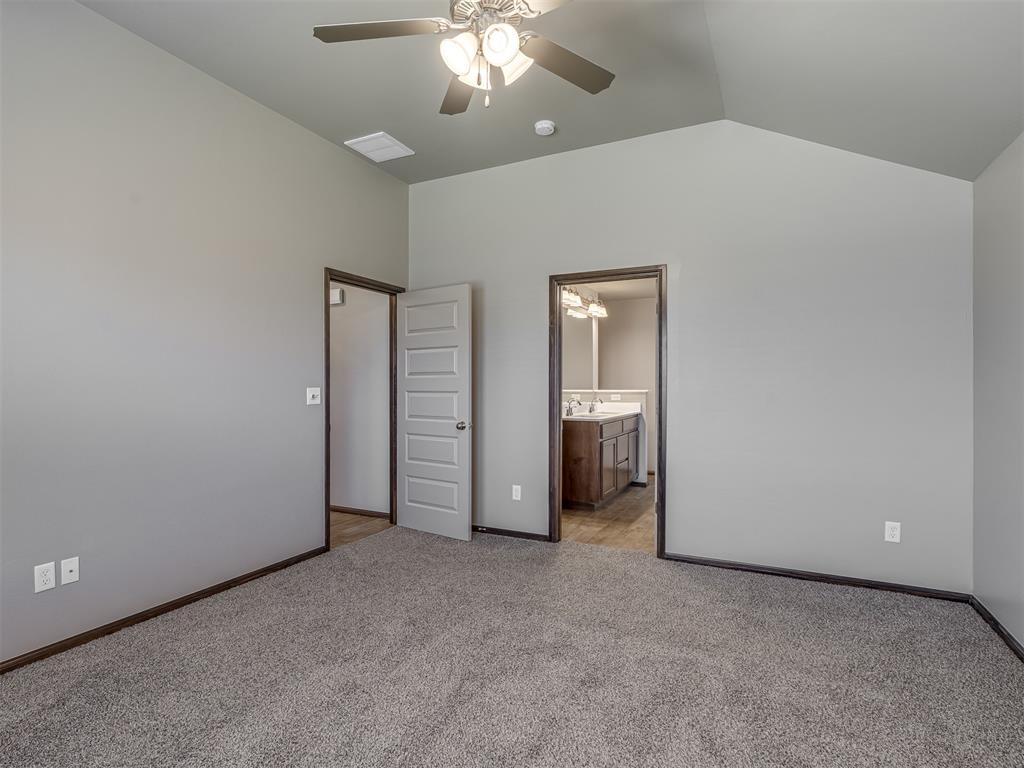611 Red Cedar Way Property Photo 26