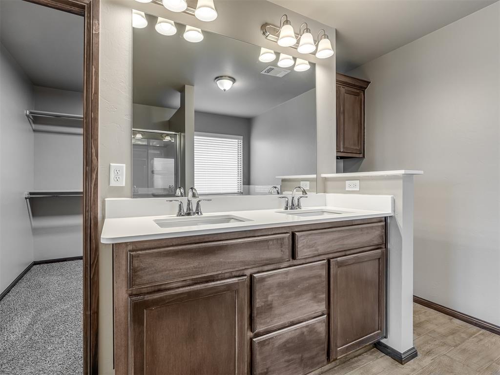 611 Red Cedar Way Property Photo 27
