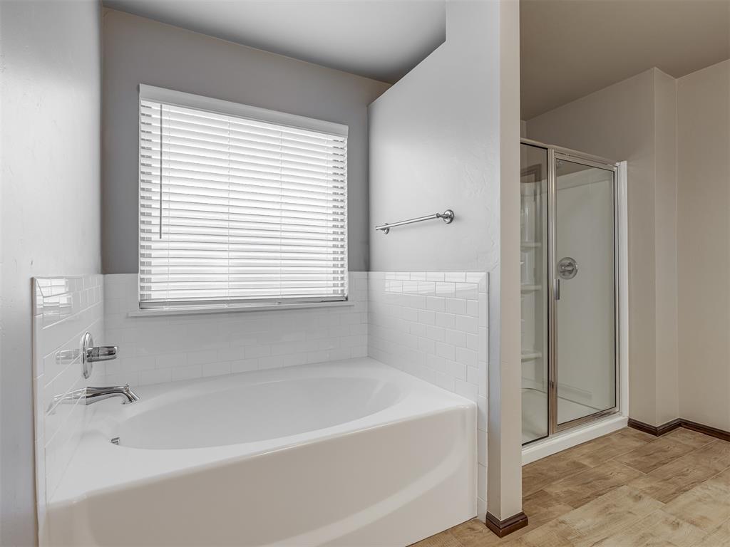 611 Red Cedar Way Property Photo 29
