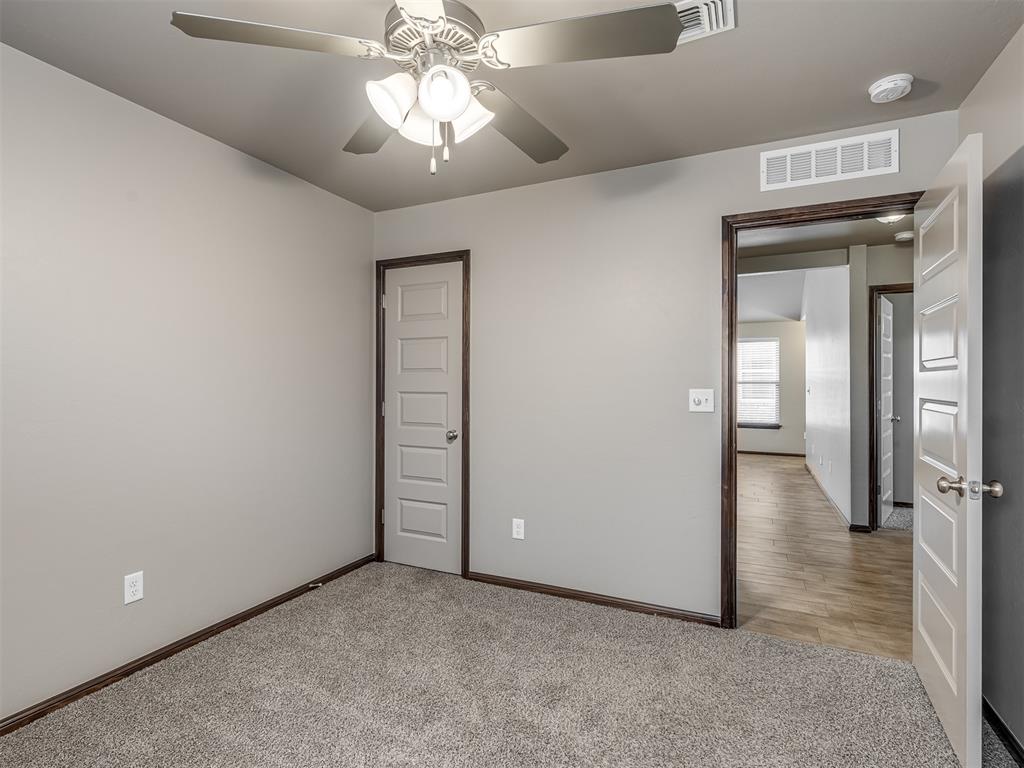 611 Red Cedar Way Property Photo 33