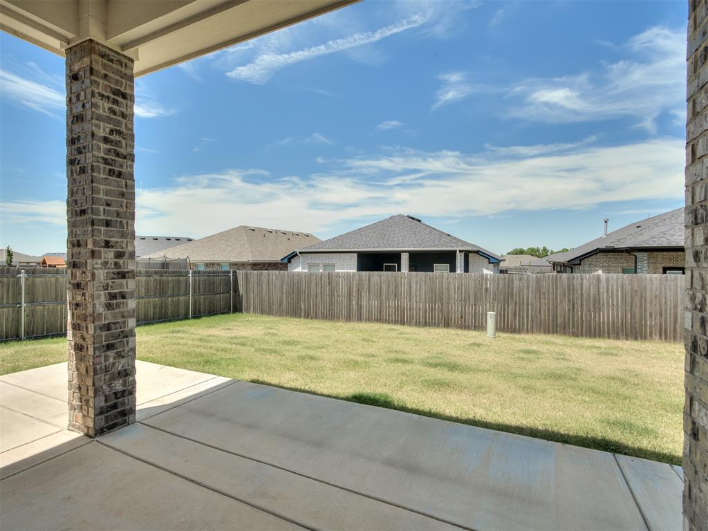 611 Red Cedar Way Property Photo 38