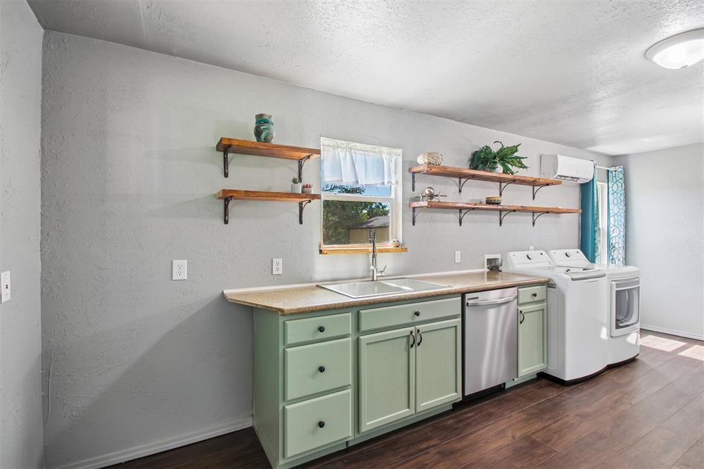804 N Santa Fe Avenue Property Photo 16