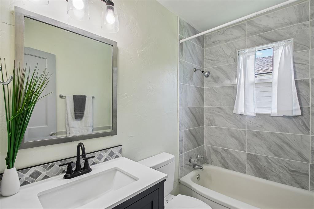804 N Santa Fe Avenue Property Photo 19