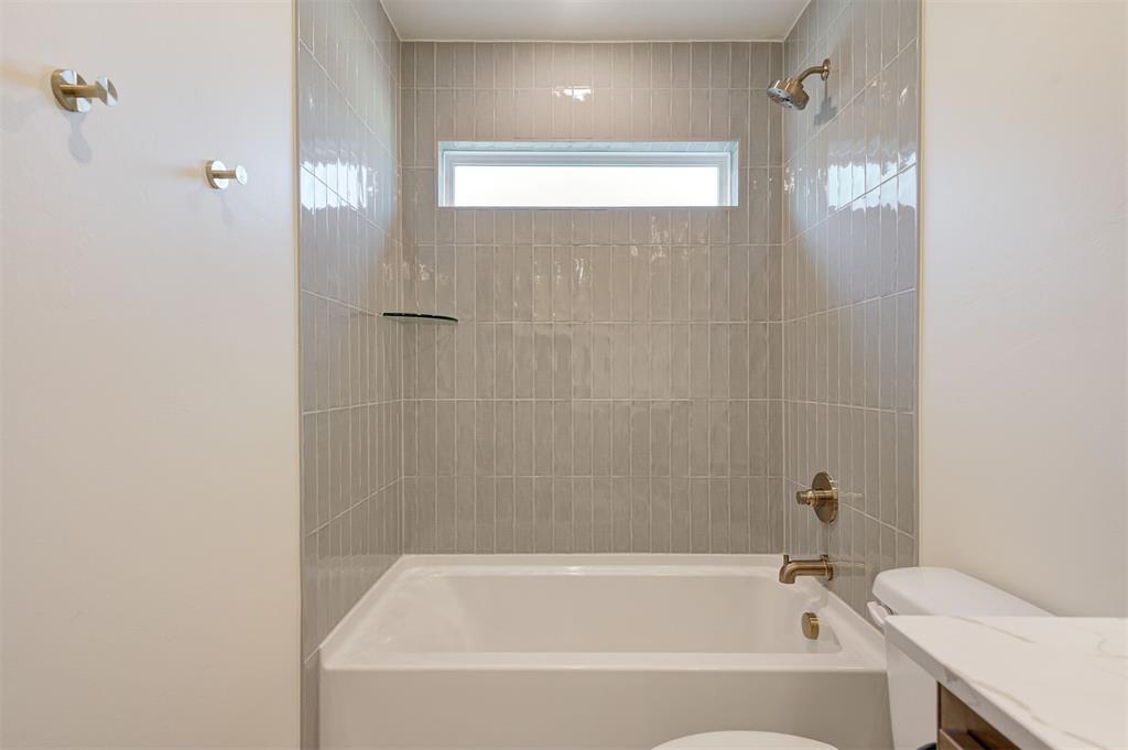 4132 Overlook Pass Property Photo 37