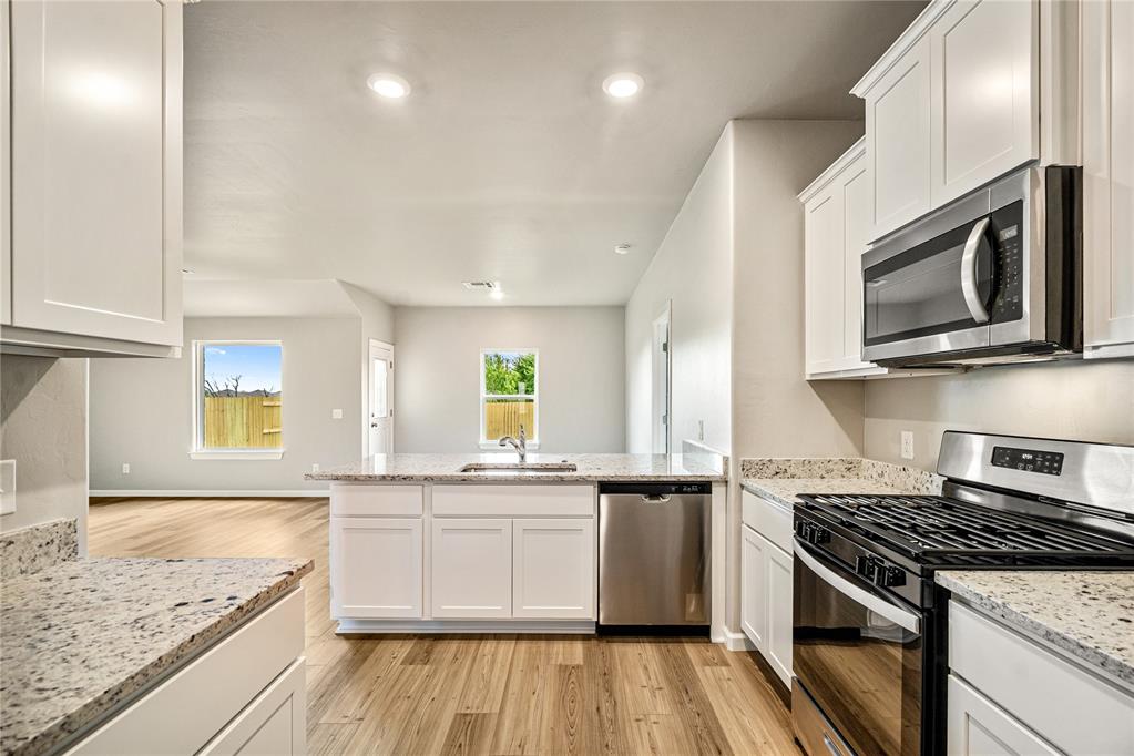 1513 Crimson Lake Boulevard Property Photo 4