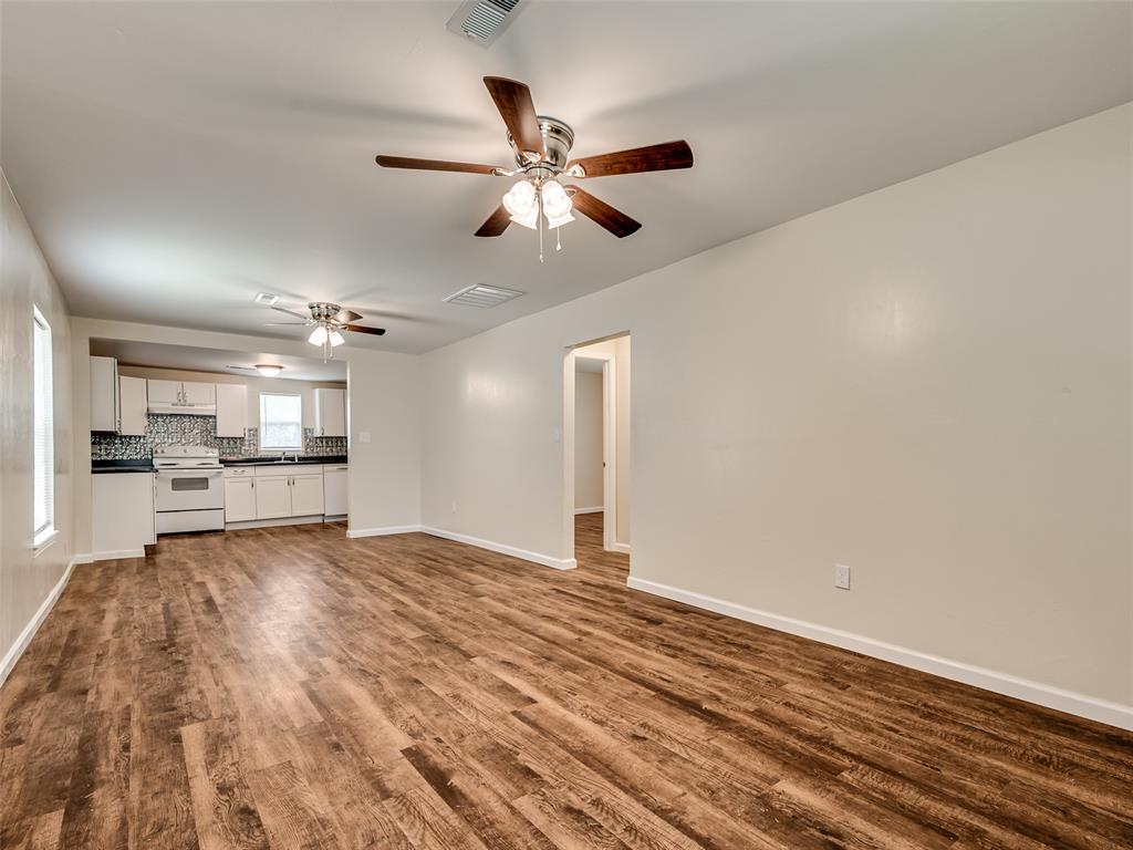 1823 N Louisa Avenue Property Photo 8