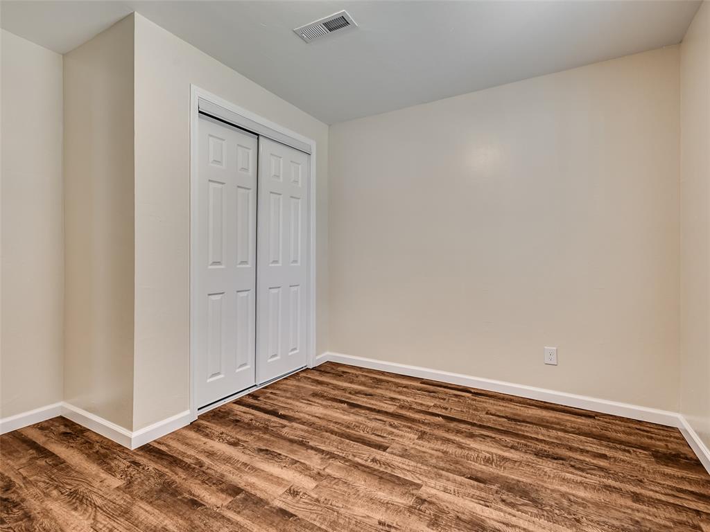 1823 N Louisa Avenue Property Photo 15