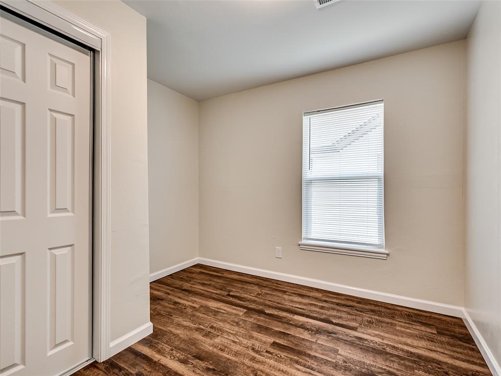 1823 N Louisa Avenue Property Photo 19