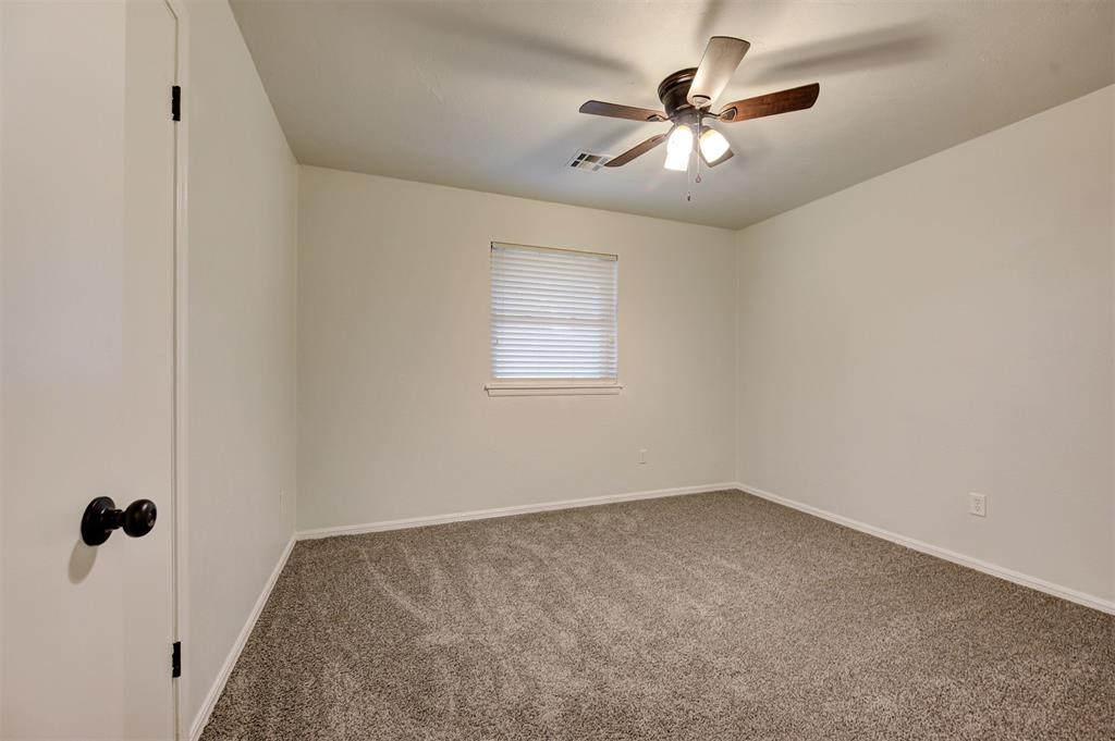 11704 N Victoria Drive Property Photo 36