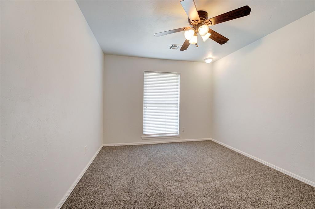 11704 N Victoria Drive Property Photo 38