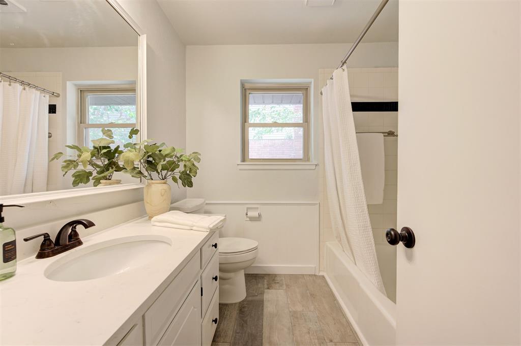 11704 N Victoria Drive Property Photo 40