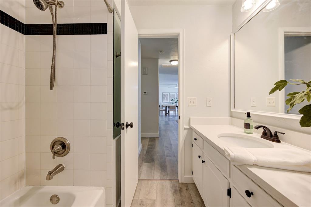 11704 N Victoria Drive Property Photo 42